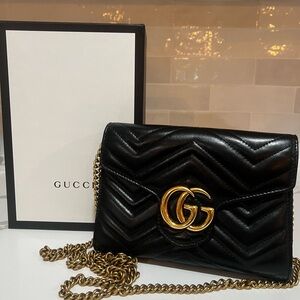 Gucci GG Marmont Chevron Quilted purse